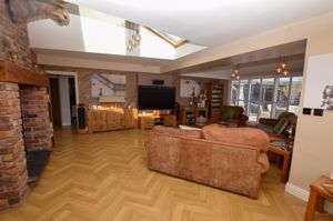 Lounge- click for photo gallery